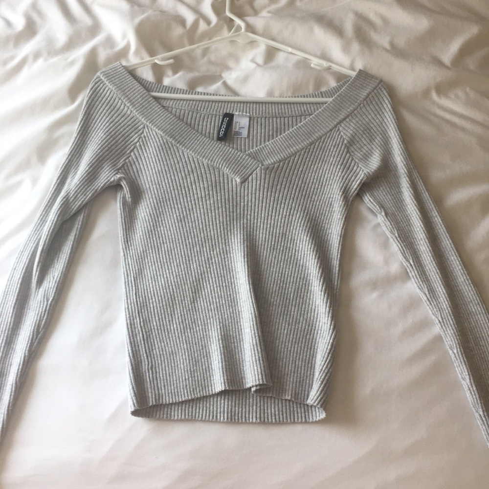 H&M Grey Long Sleeve Top